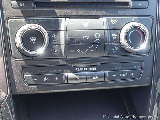 Ford Explorer 2017 photo 17